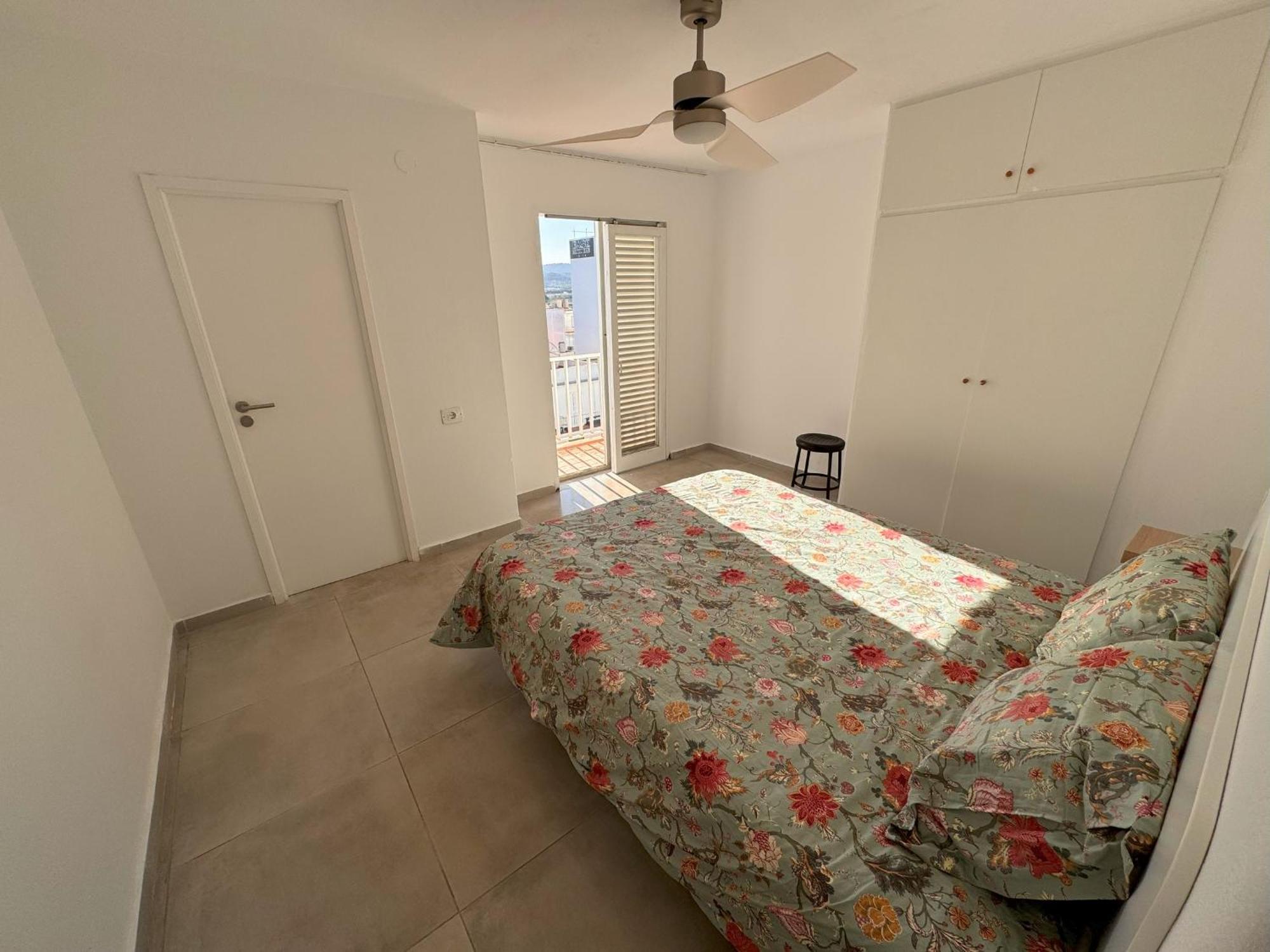 Cisne By Nest Hostel Sant Antoni de Portmany Exterior foto