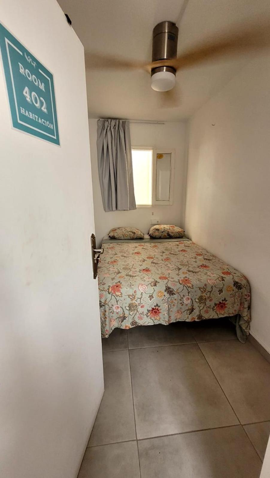 Cisne By Nest Hostel Sant Antoni de Portmany Exterior foto