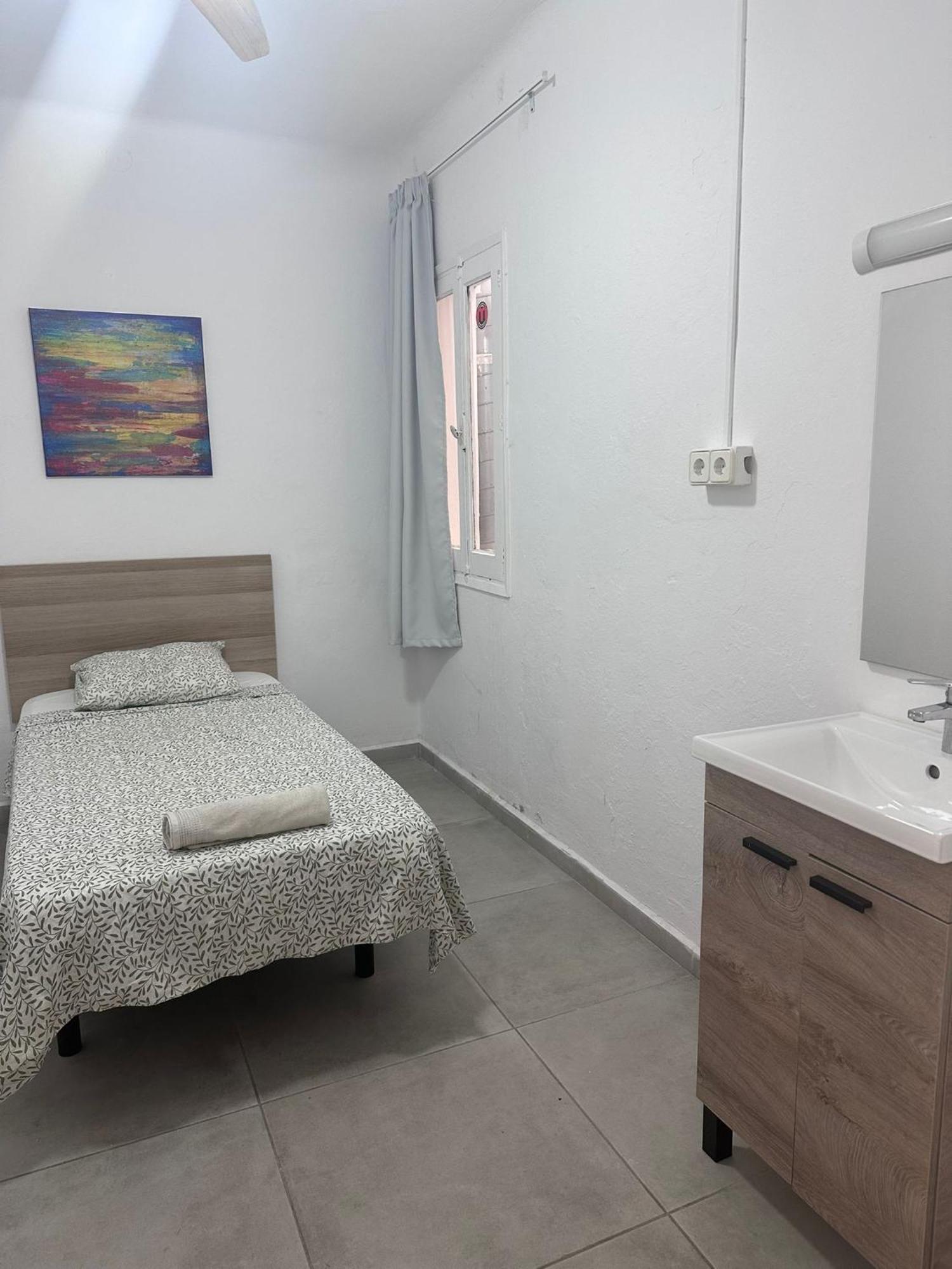 Cisne By Nest Hostel Sant Antoni de Portmany Exterior foto
